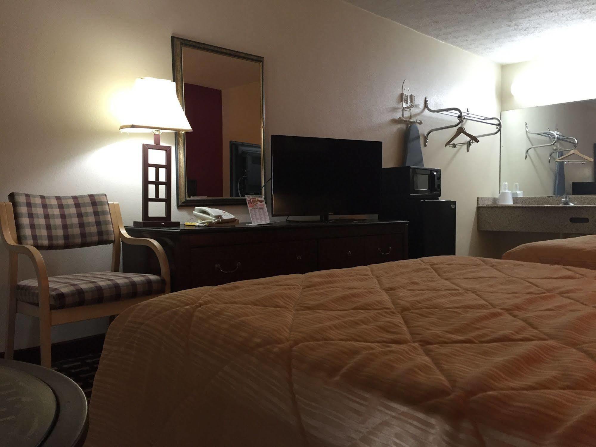 Parkway Inn Morristown Eksteriør billede